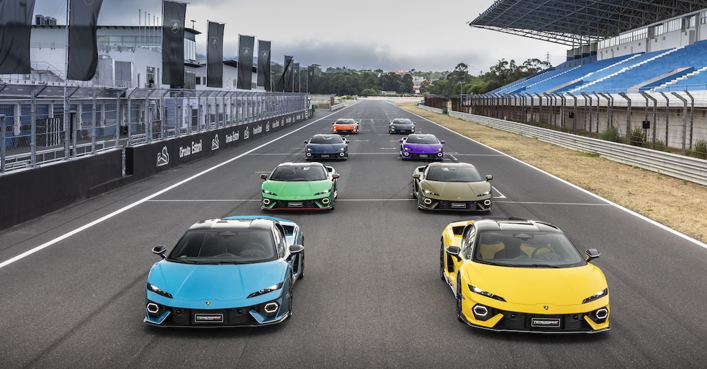 Lamborghini, le supercar ibride mettono il turbo a vendite e conti
